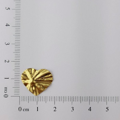 AC LATÃO CORAÇÃO P 15MM AMASSADO S/ ARG