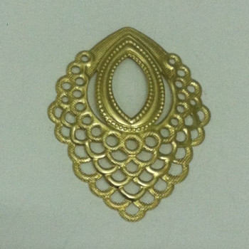 AC LATÃO NAVETE ESCAMAS VZD S/ FURO