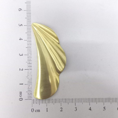 AC LATÃO ASA MARTELADA ESQUERDO