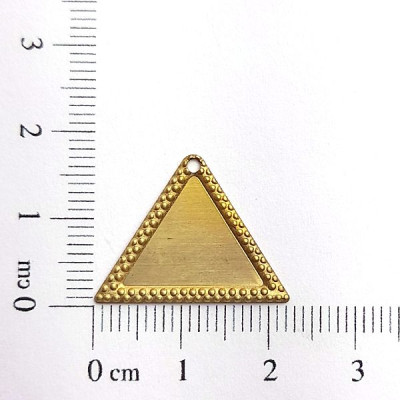 AC LATÃO TRIANGULO CHEIO BORDA 1 FURO