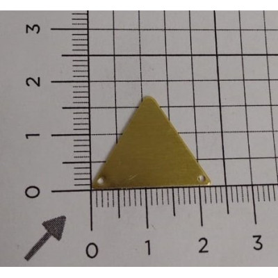 AC LATÃO TRIÂNGULO 17MM LISO RETO 2 FUROS