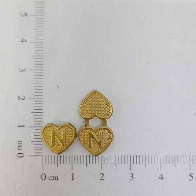 AC LATÃO CORAÇÃO 11MM DUPLO PASSANTE LETRA N
