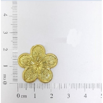 AC LATÃO FLOR G TXT BORDA LISA