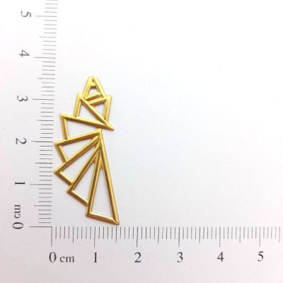 AC LATÃO CASCATA TRIANGULOS VZD ESQUERDO S/ FURO