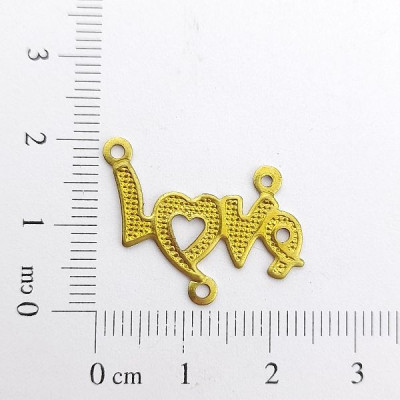 AC LATÃO ESCRITA LOVE PONTILHADOS 3  ARG