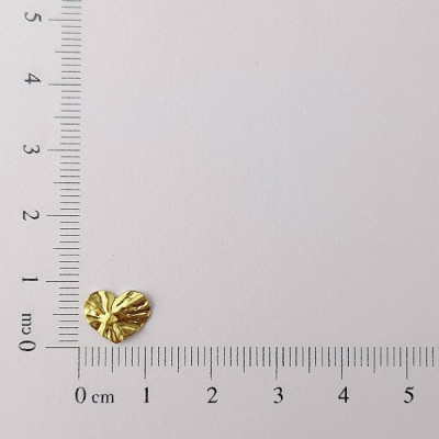 AC LATÃO CORAÇÃO MINI 9,5MM AMASSADO S/ ARG