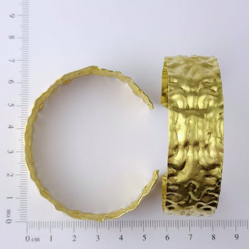 AC LATÃO BRACELETE 18MM AMASSADO 2 FUROS