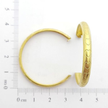 AC LATÃO ARGOLA G CORAÇÕES