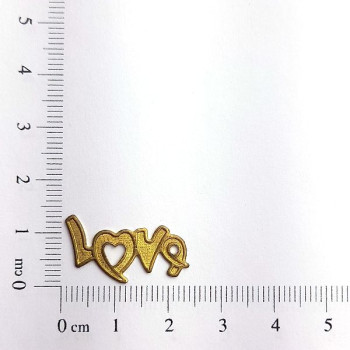 AC LATÃO ESCRITA LOVE RESINA S/ ARG