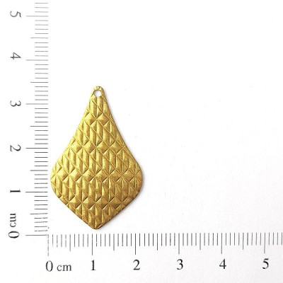 AC LATÃO GOTA M TXT ESCAMAS CHEIA 1 FURO