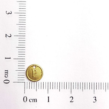 AC LATÃO REDONDO P TXT LETRA P 1 FURO